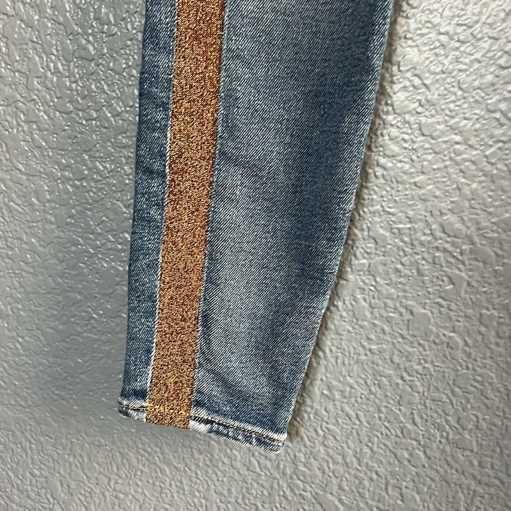 7 For All Mankind// Luxe Vintage• the high waisted ankle• size 24 - Picture 8 of 15